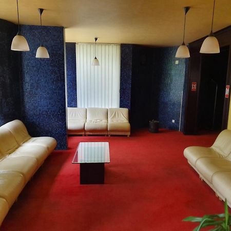 Hotel Sajam Novi Sad Buitenkant foto